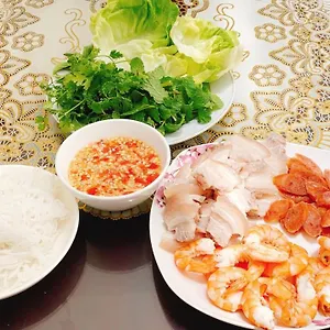 Service , Hội An Vietnam